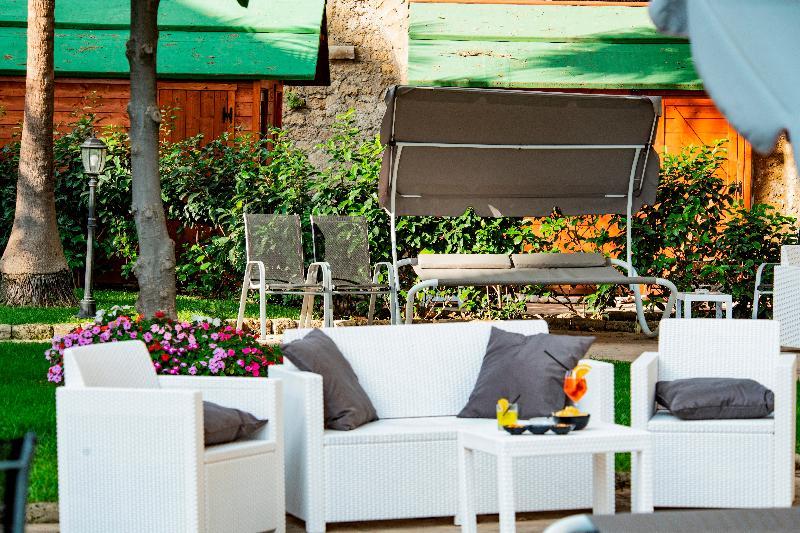 Ranieri Hotel 4*